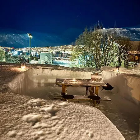 Mountain & Sea View Apartment Tromso Exterior photo