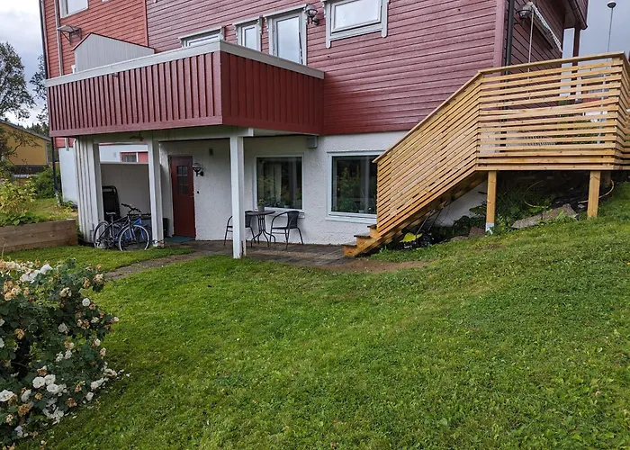 Mountain & Sea View Apartment Tromso